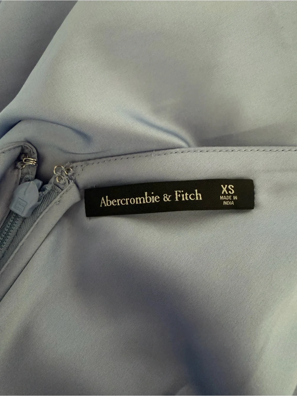 Abercrombie and Fitch Satin Blue Draped Twist-Front Maxi Dress XS 8515